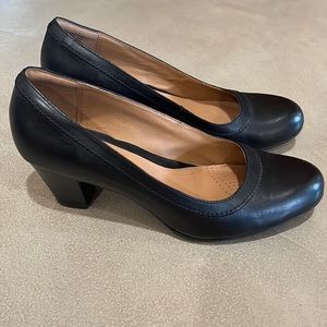 Clarks Artisan Heels - Black 7.5